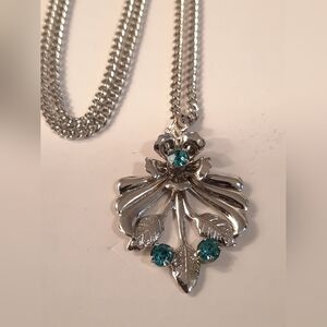 Sterling Silver RAPHAEL PENDANT WITH BLUE STONES FLORAL DESIGN ON SILVER CHAIN
